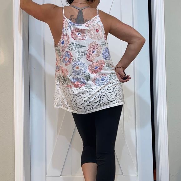 Marfinno Tie-Strap Tank - Picture 4 of 5